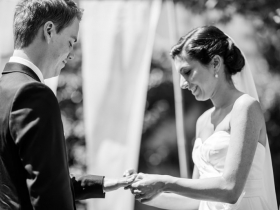 12-06-02-wedding-laurarobin-233